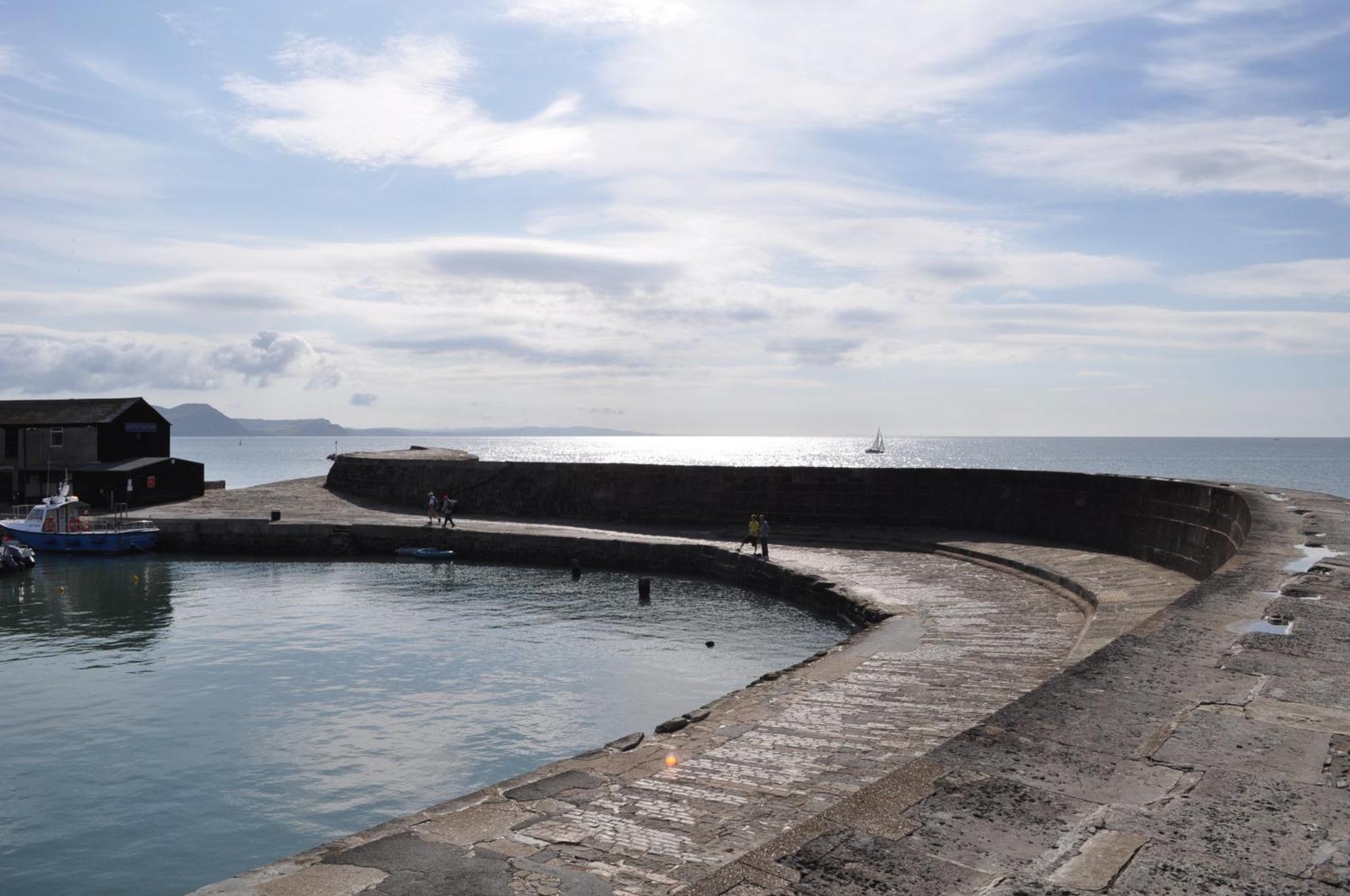 The Retreat, Own Hot Tub, Romantic Escape, Near Lyme Regis Exterior foto